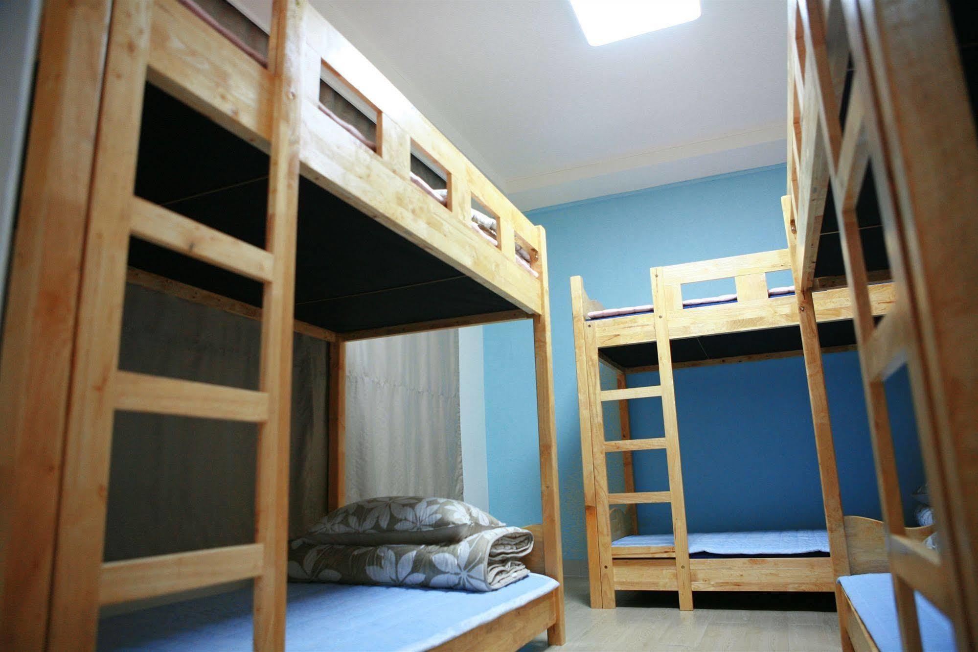 Guesthouse Mate Пусан Екстериор снимка