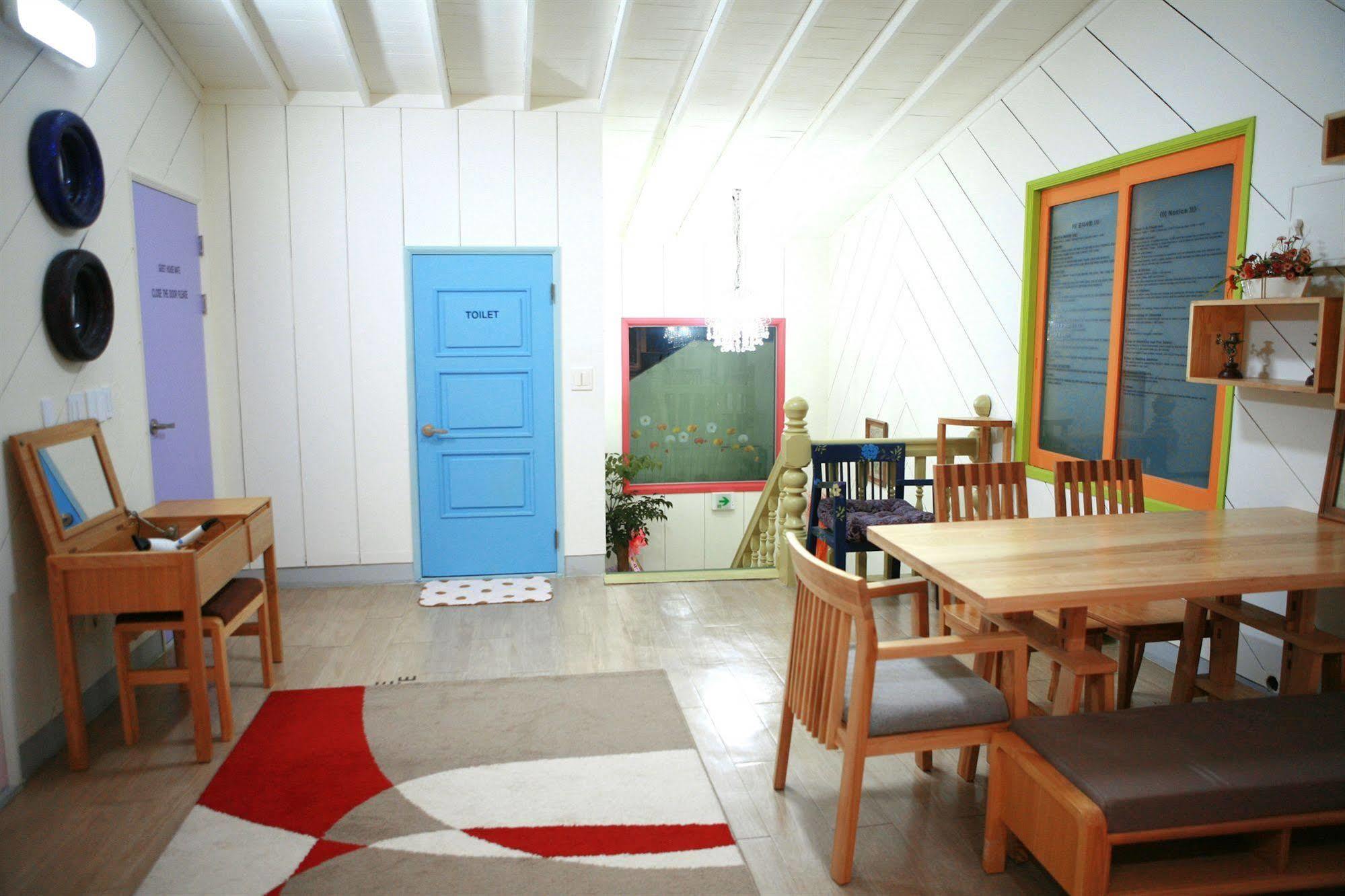 Guesthouse Mate Пусан Екстериор снимка